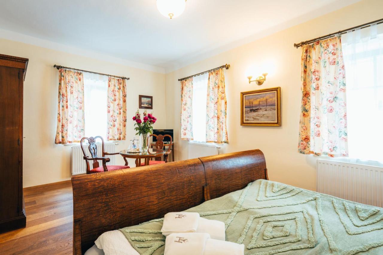 Sv. Hubertus Hotel Cesky Krumlov Ngoại thất bức ảnh